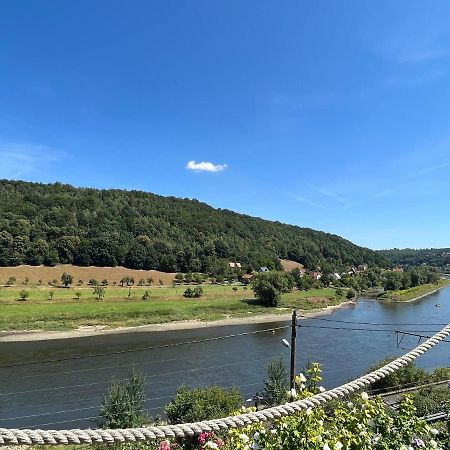 קוניגשטיין אן דר אלבה Saechsische-Schweiz-Ferienhaus-Wohnung-1-Mit-Elbblick-Sauna-Und-Kamin מראה חיצוני תמונה