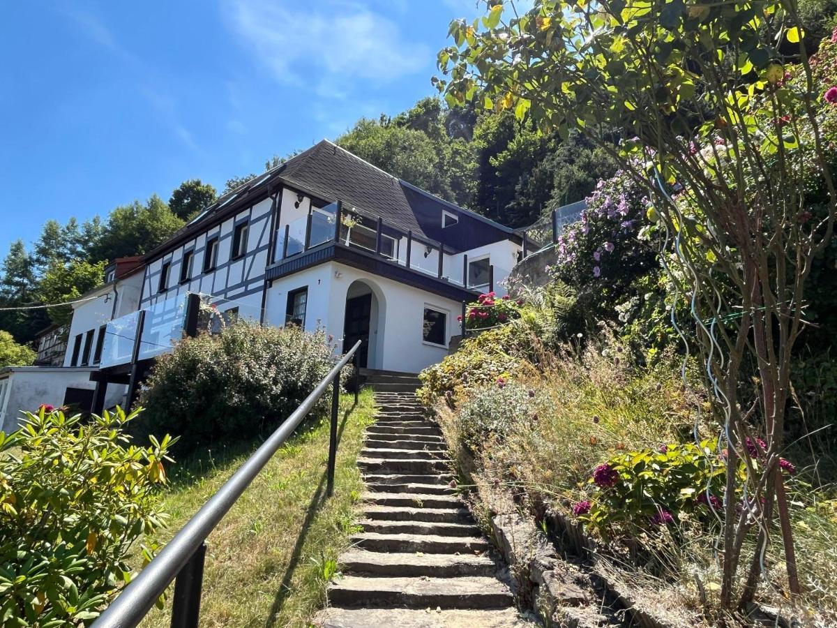 קוניגשטיין אן דר אלבה Saechsische-Schweiz-Ferienhaus-Wohnung-1-Mit-Elbblick-Sauna-Und-Kamin מראה חיצוני תמונה