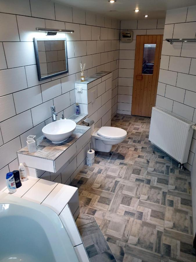 קוניגשטיין אן דר אלבה Saechsische-Schweiz-Ferienhaus-Wohnung-1-Mit-Elbblick-Sauna-Und-Kamin מראה חיצוני תמונה