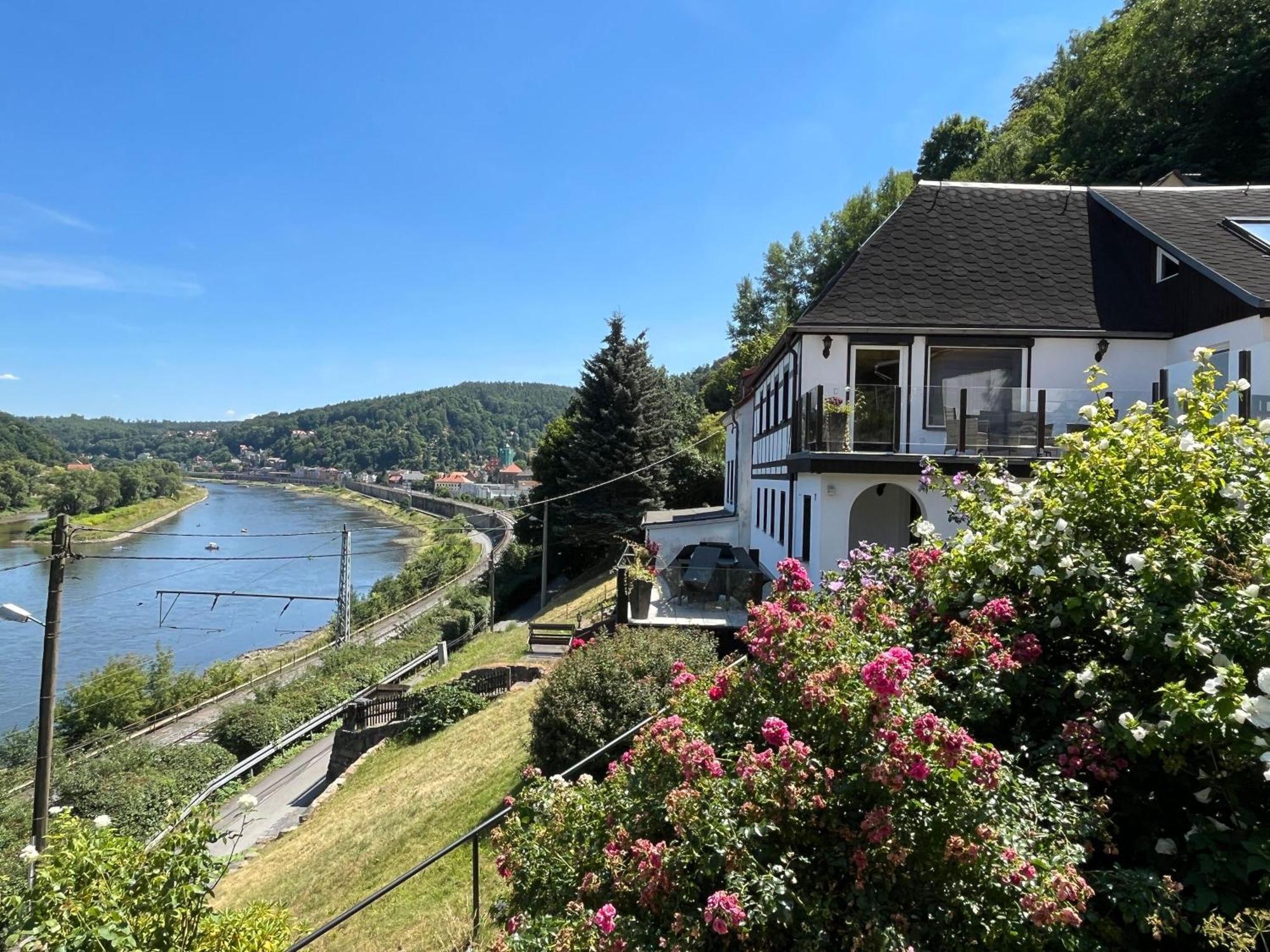 קוניגשטיין אן דר אלבה Saechsische-Schweiz-Ferienhaus-Wohnung-1-Mit-Elbblick-Sauna-Und-Kamin מראה חיצוני תמונה